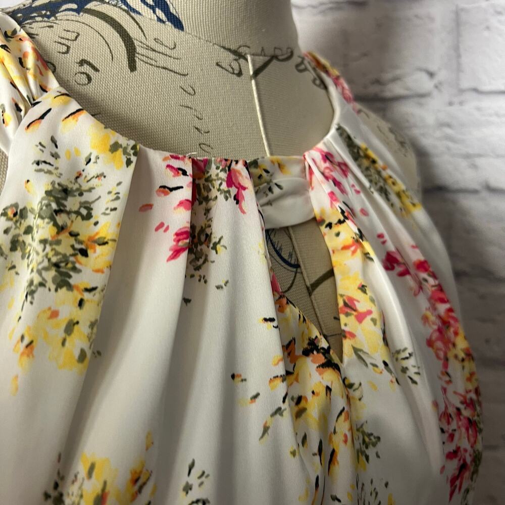 White House Black Market Floral Tank Blouse - Picture 4 of 8